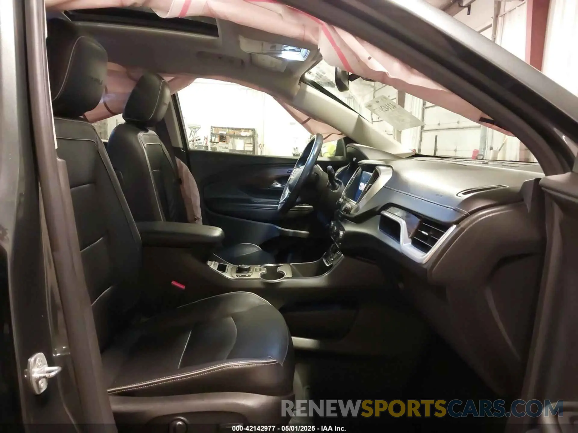 5 Photograph of a damaged car 3GKALXEX6LL182552 GMC TERRAIN 2020
