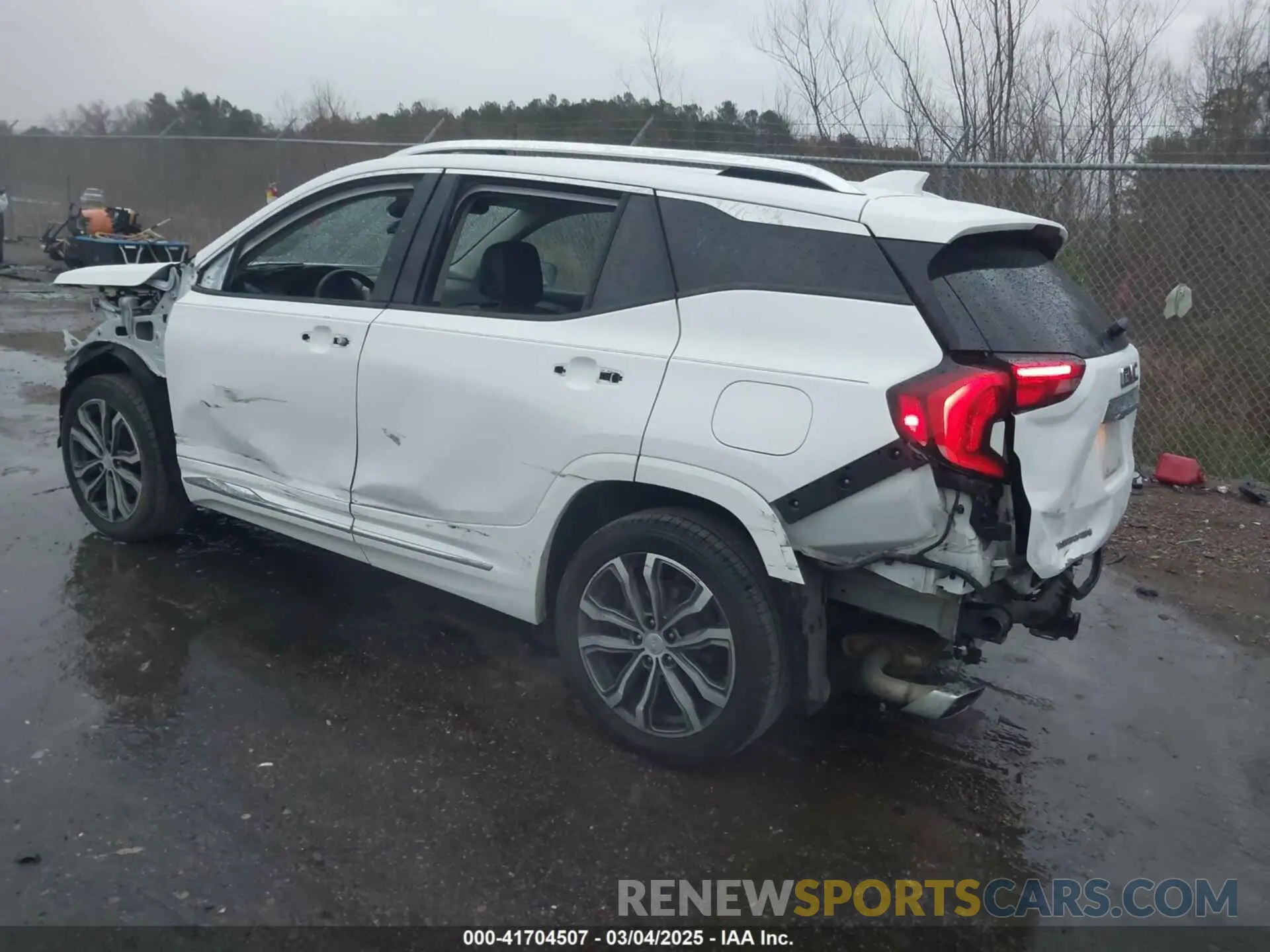3 Photograph of a damaged car 3GKALXEX9LL288252 GMC TERRAIN 2020