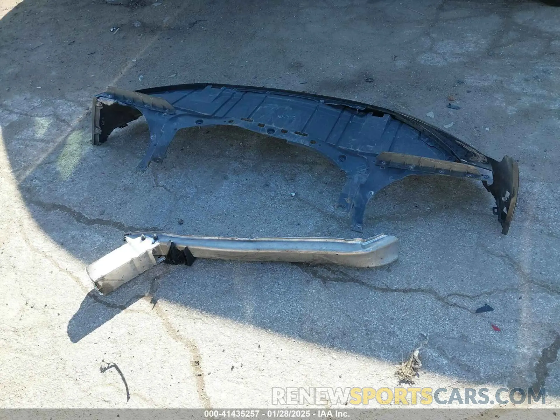 11 Photograph of a damaged car 3GKALXEXXLL142250 GMC TERRAIN 2020