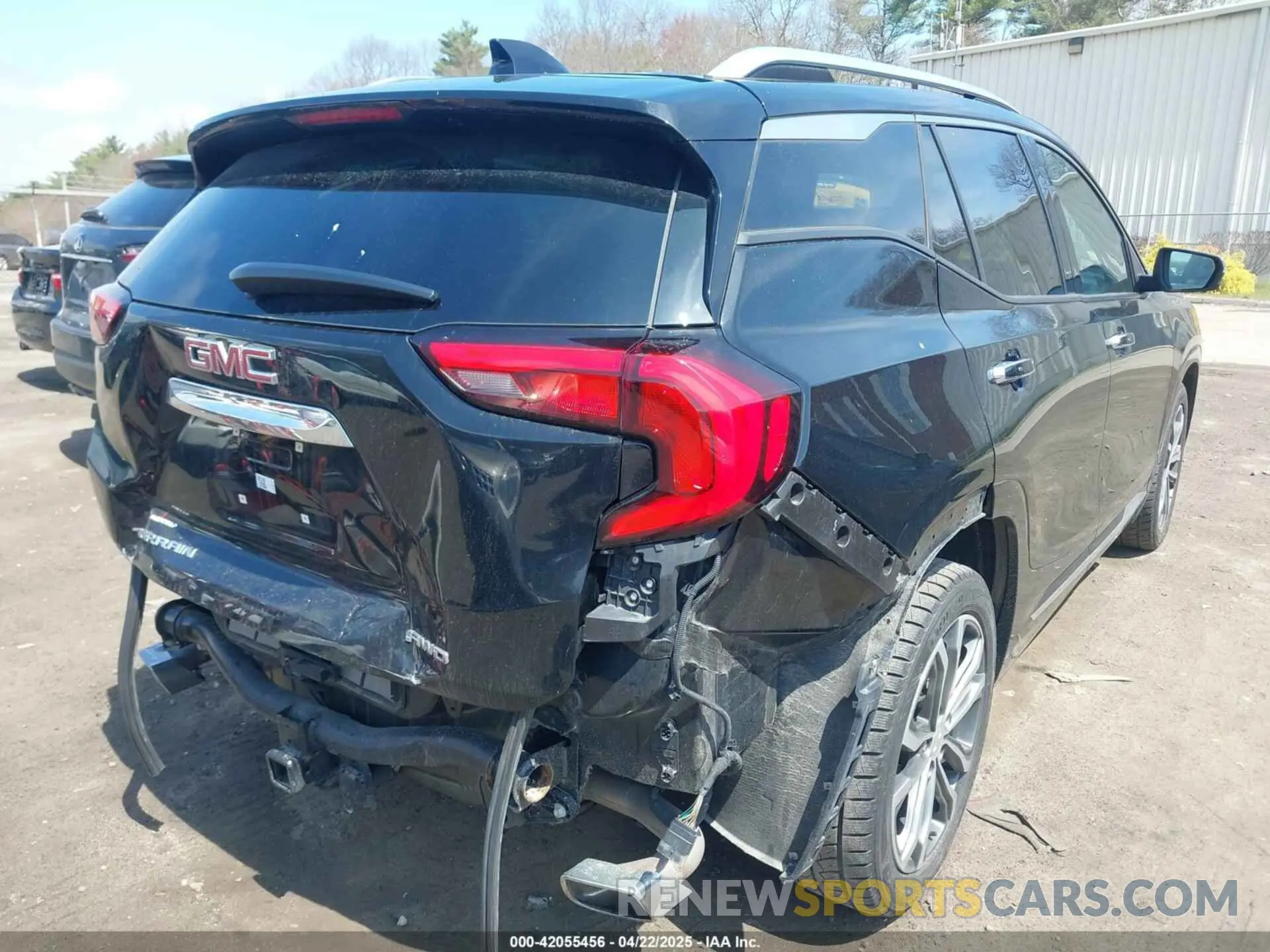 4 Photograph of a damaged car 3GKALXEXXLL230148 GMC TERRAIN 2020