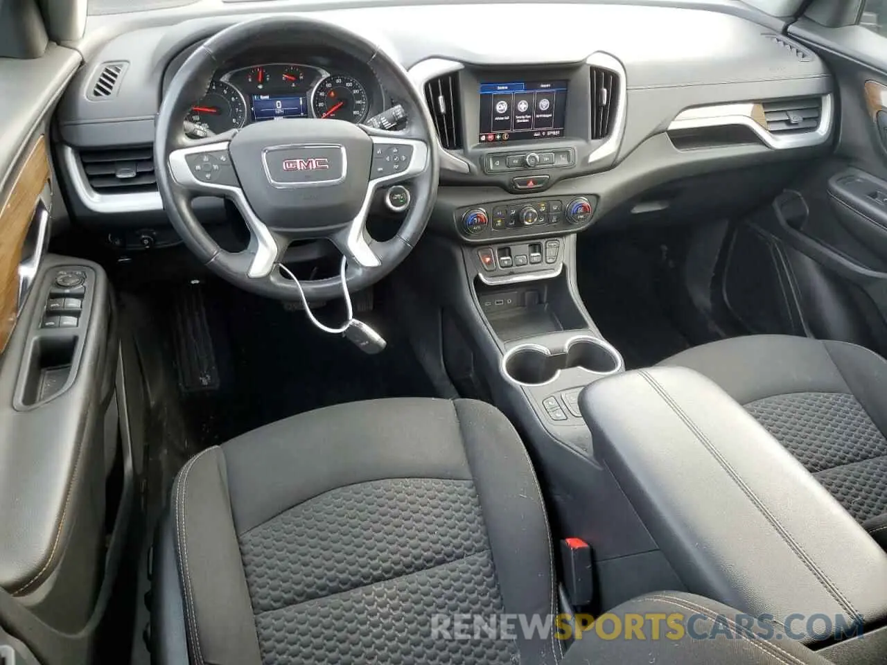 8 Photograph of a damaged car 3GKALMEV0ML323503 GMC TERRAIN 2021