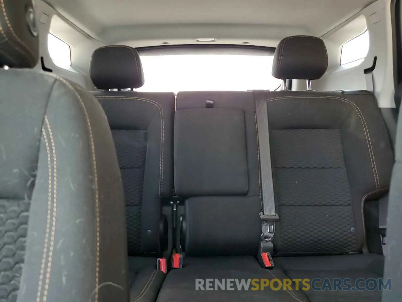 10 Photograph of a damaged car 3GKALMEV0ML357375 GMC TERRAIN 2021