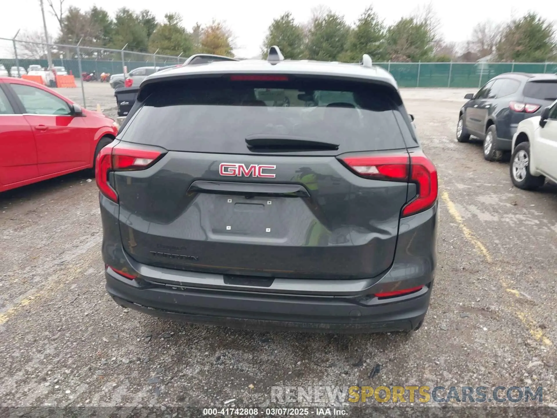 16 Photograph of a damaged car 3GKALMEV0ML373933 GMC TERRAIN 2021