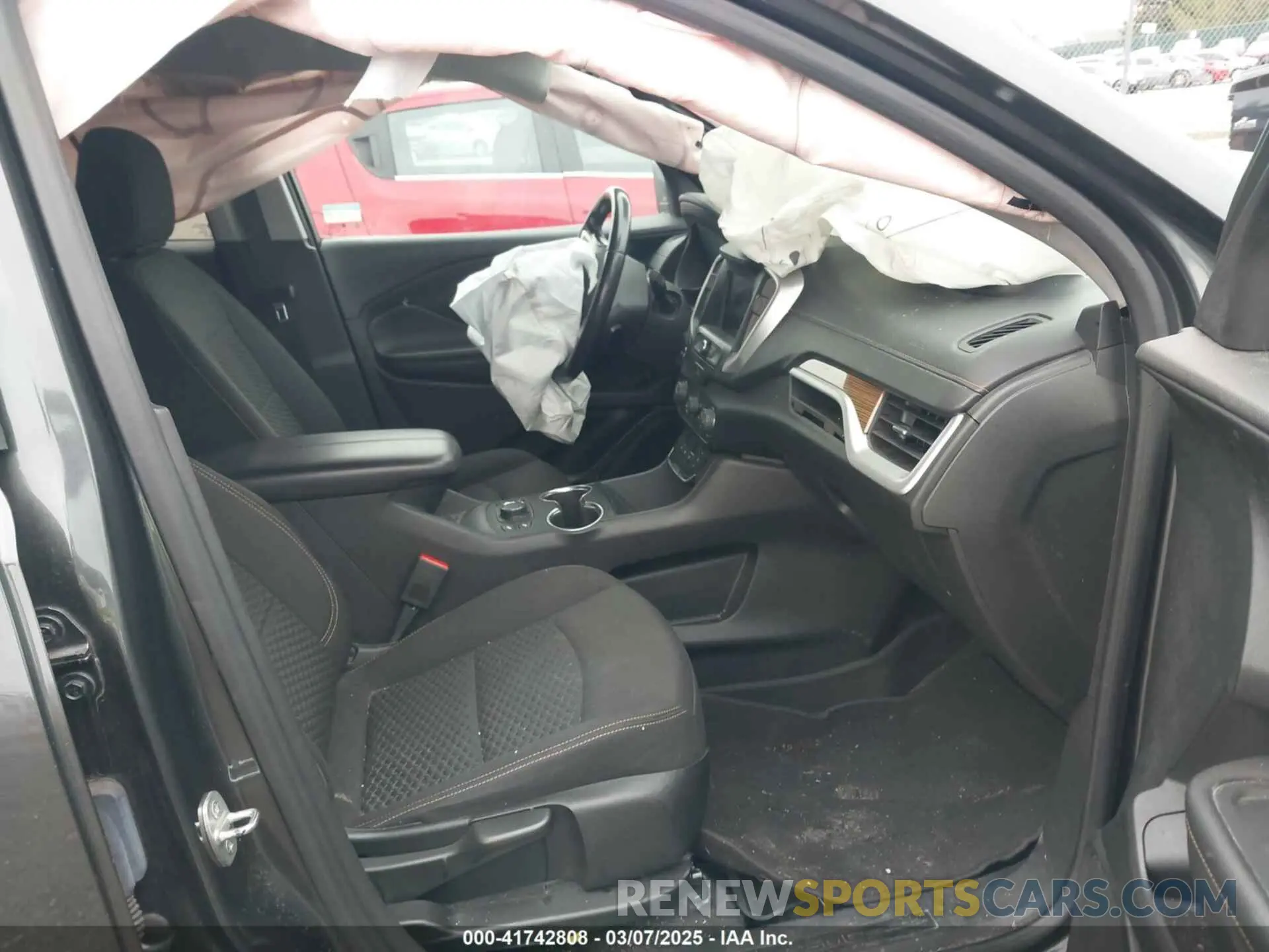 5 Photograph of a damaged car 3GKALMEV0ML373933 GMC TERRAIN 2021