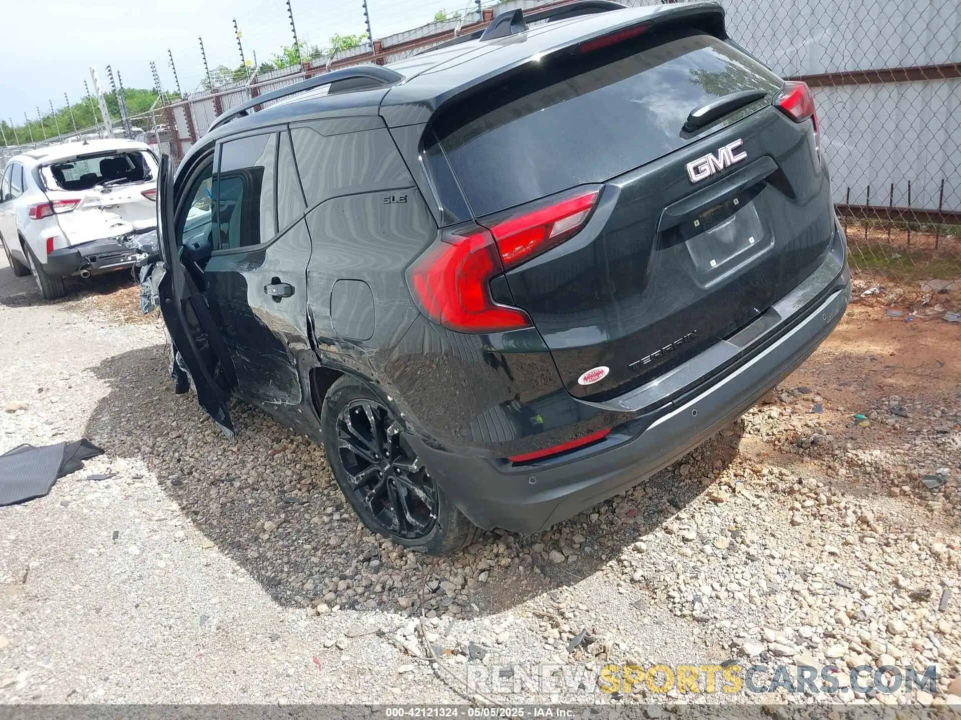 3 Photograph of a damaged car 3GKALMEV1ML307942 GMC TERRAIN 2021