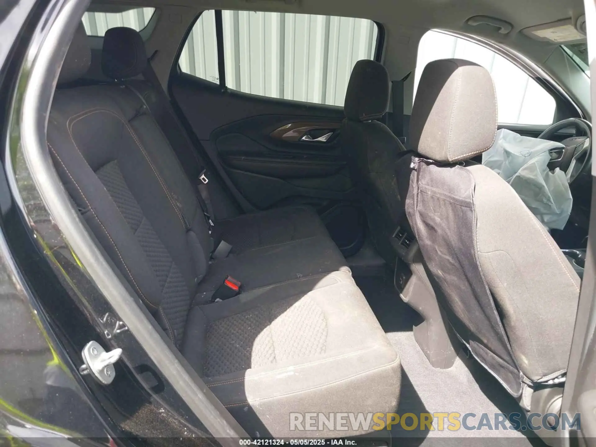 8 Photograph of a damaged car 3GKALMEV1ML307942 GMC TERRAIN 2021