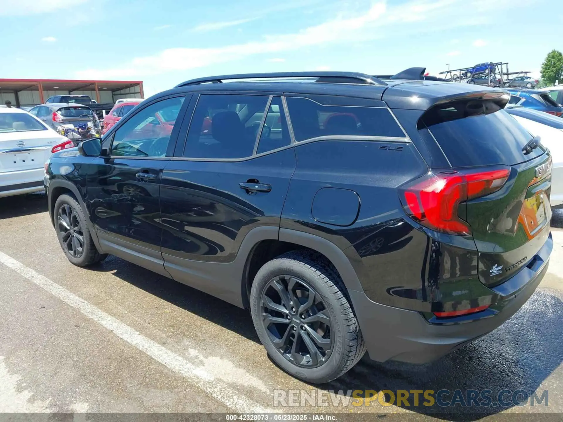 14 Photograph of a damaged car 3GKALMEV2ML339430 GMC TERRAIN 2021