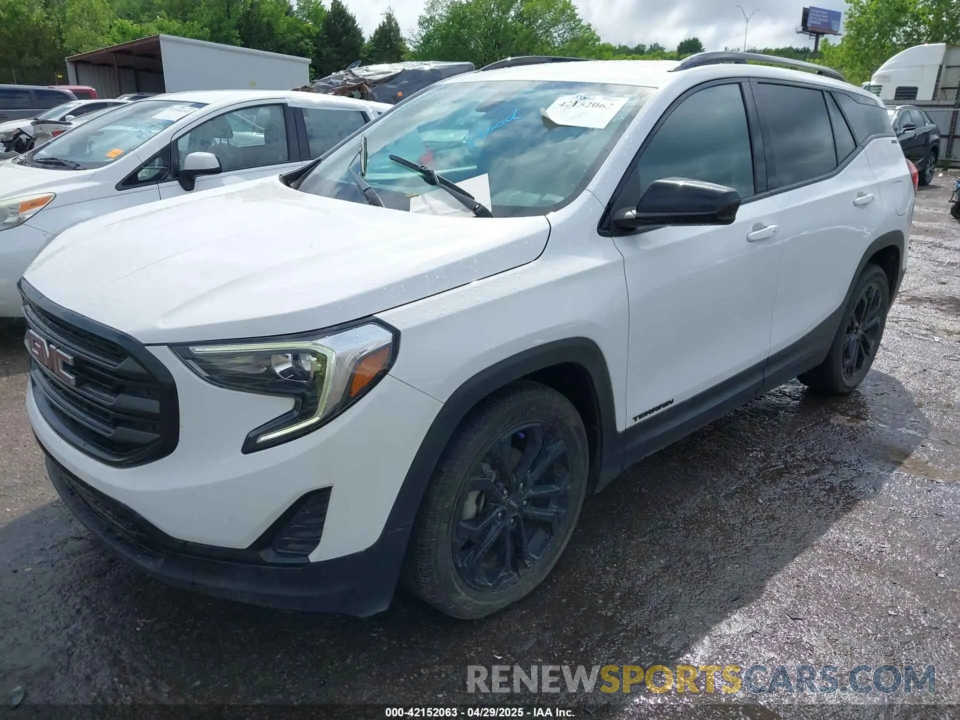2 Photograph of a damaged car 3GKALMEV2ML352839 GMC TERRAIN 2021