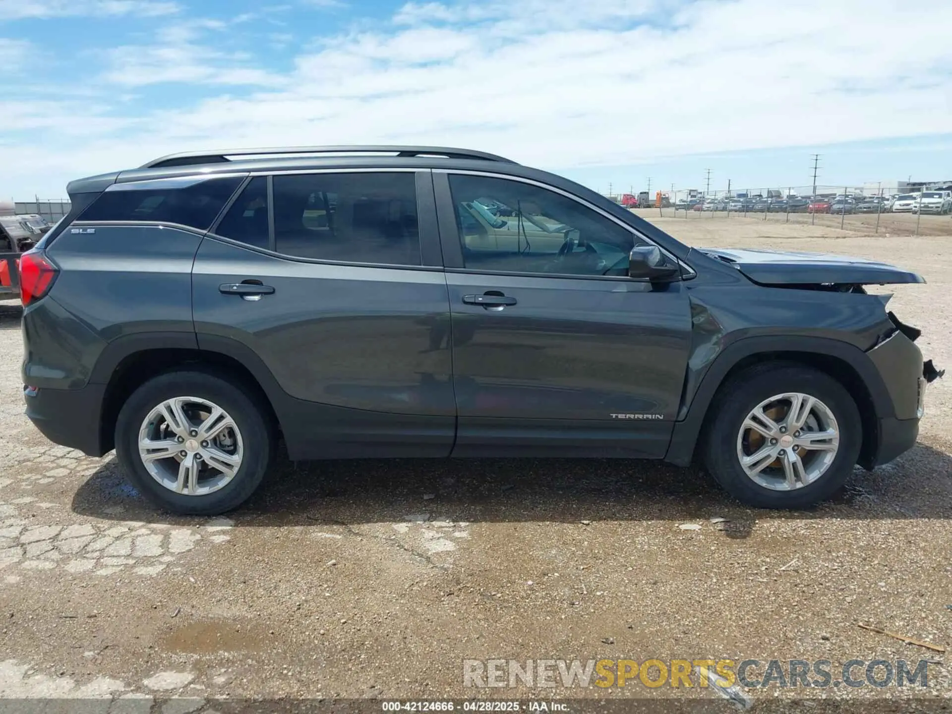 14 Photograph of a damaged car 3GKALMEV2ML384884 GMC TERRAIN 2021