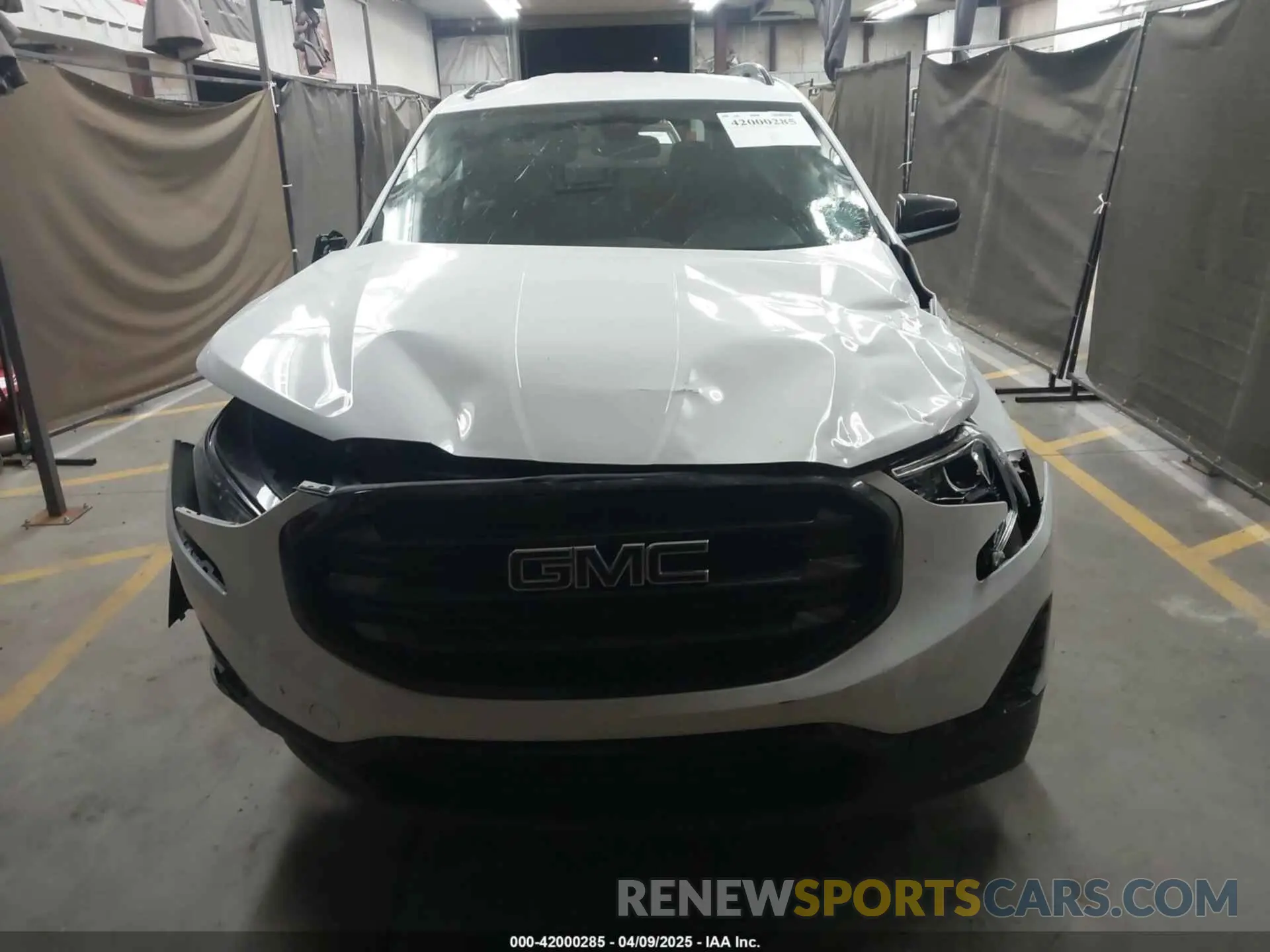 11 Photograph of a damaged car 3GKALMEV2ML396873 GMC TERRAIN 2021