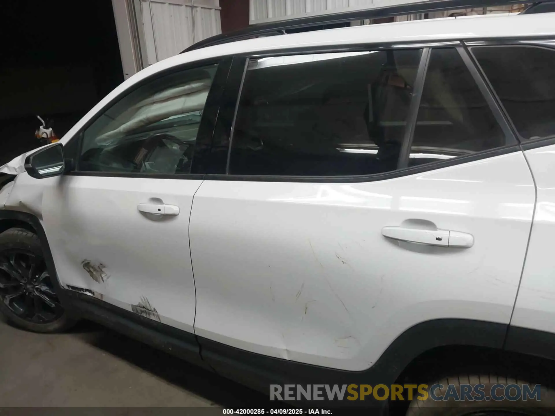 13 Photograph of a damaged car 3GKALMEV2ML396873 GMC TERRAIN 2021