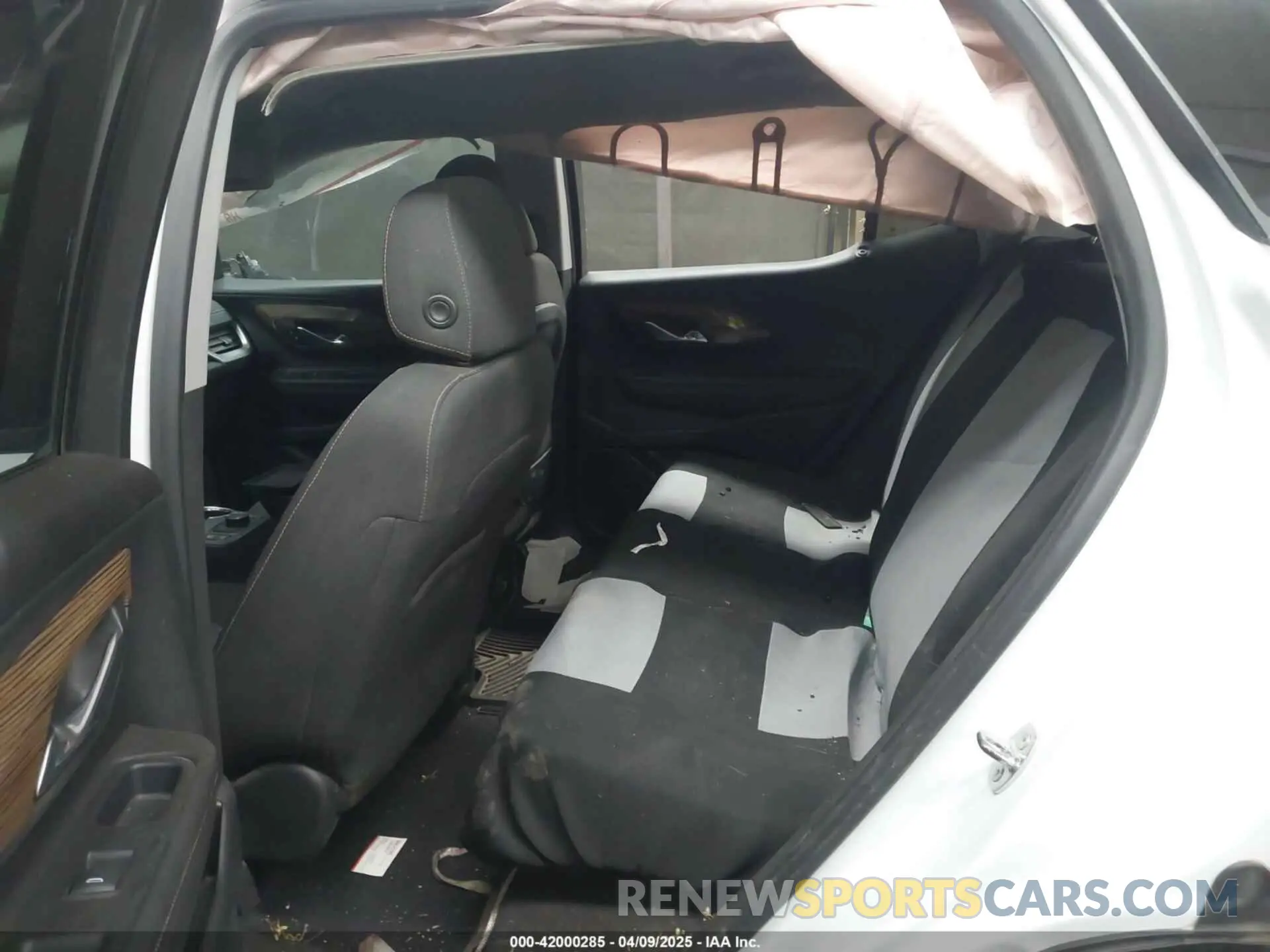 8 Photograph of a damaged car 3GKALMEV2ML396873 GMC TERRAIN 2021