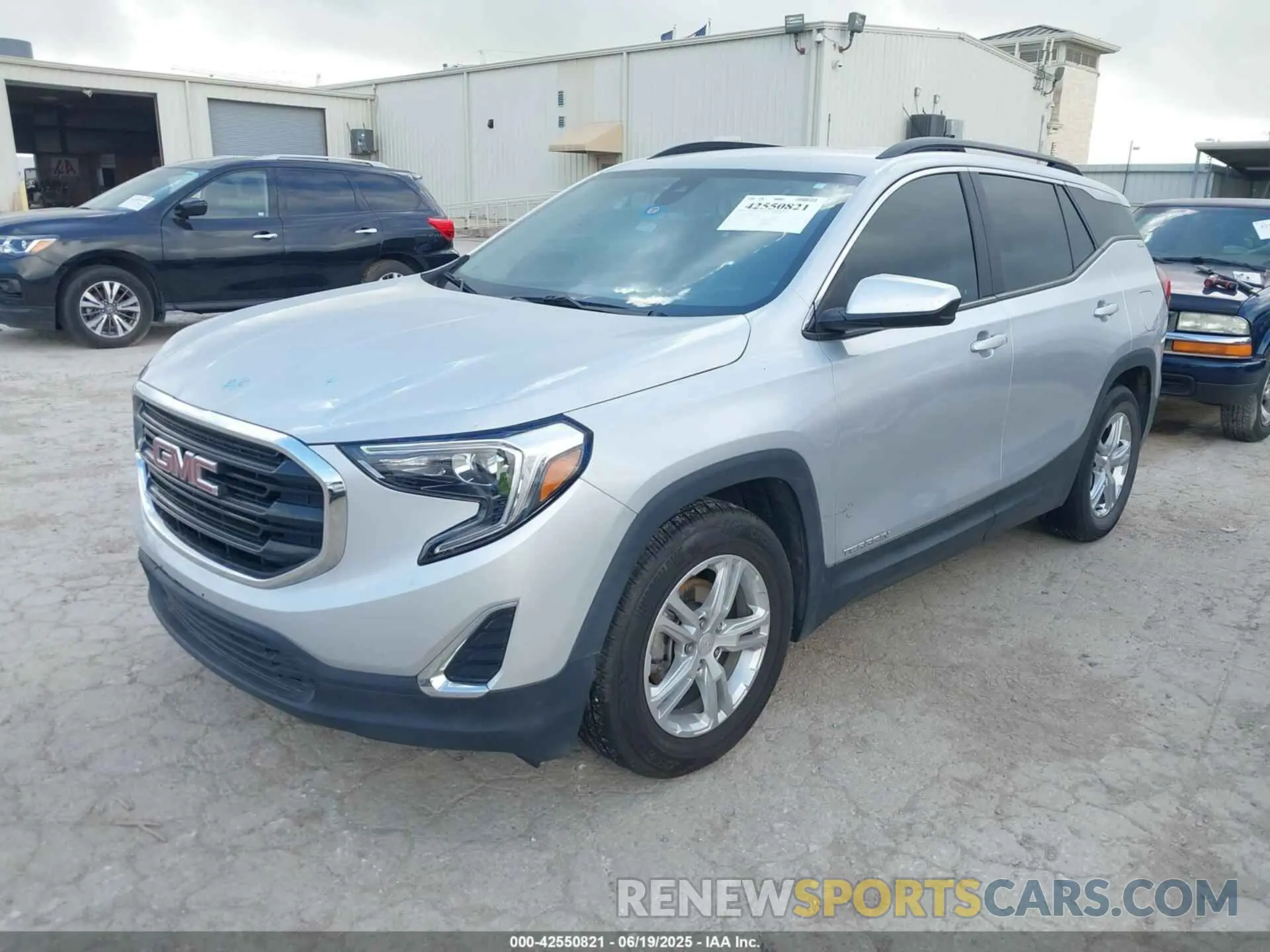 2 Photograph of a damaged car 3GKALMEV6ML335106 GMC TERRAIN 2021