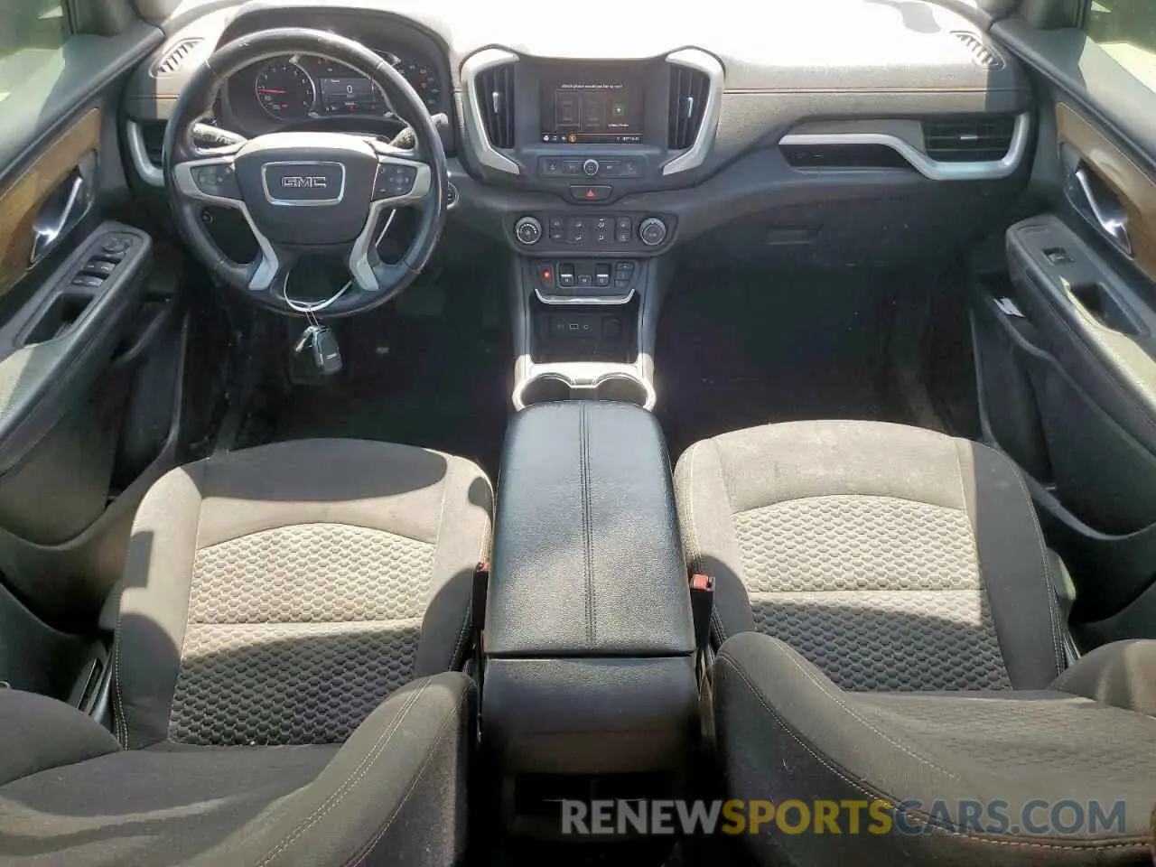 8 Photograph of a damaged car 3GKALMEV6ML399355 GMC TERRAIN 2021