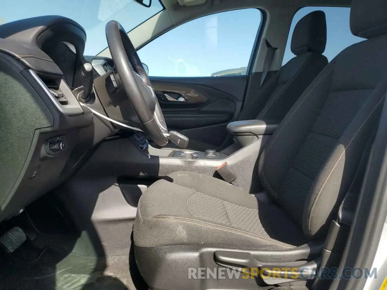 7 Photograph of a damaged car 3GKALMEV6ML402836 GMC TERRAIN 2021