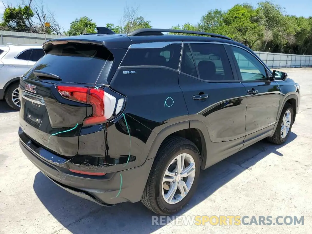 3 Photograph of a damaged car 3GKALMEV7ML358670 GMC TERRAIN 2021