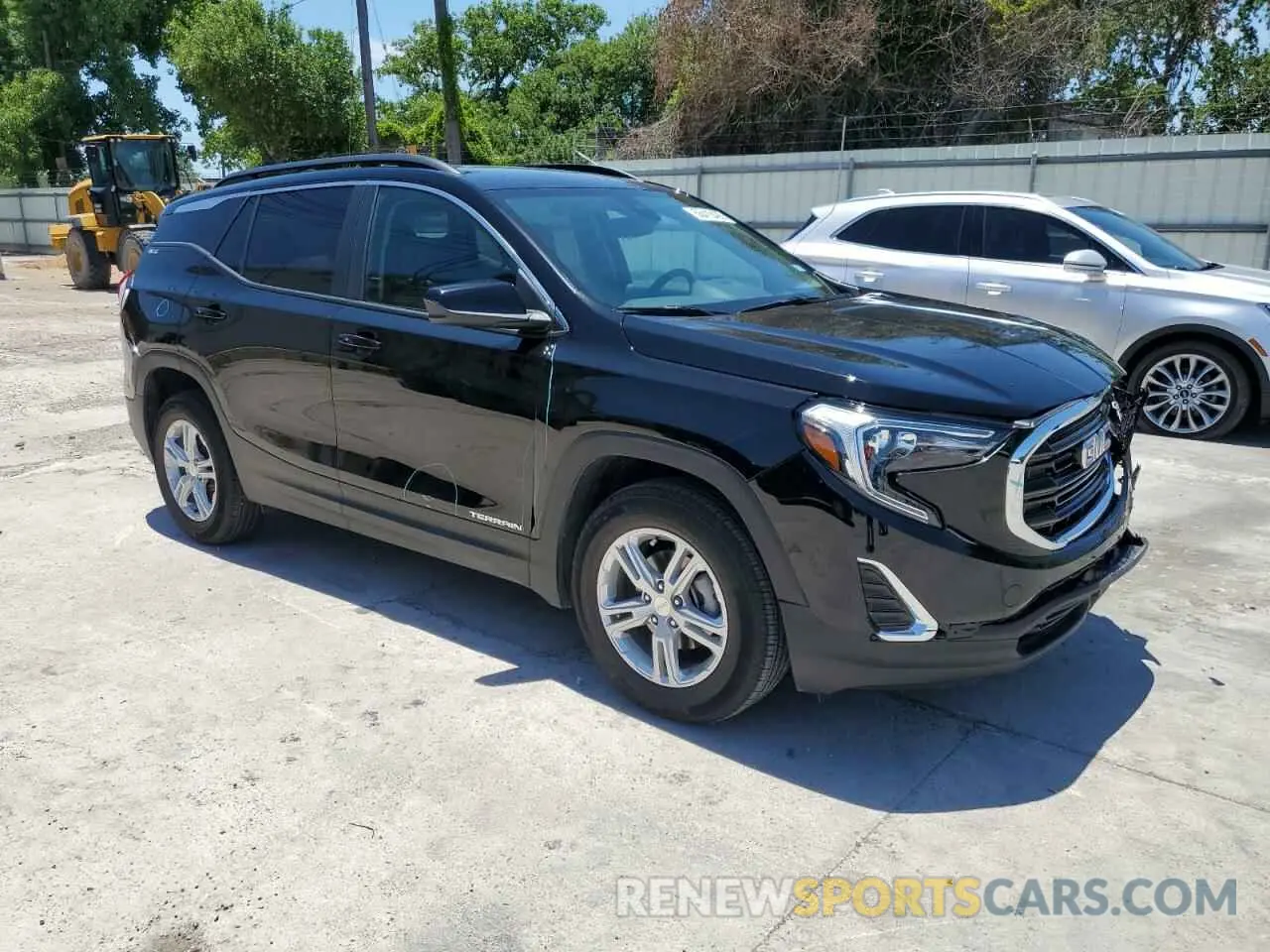 4 Photograph of a damaged car 3GKALMEV7ML358670 GMC TERRAIN 2021