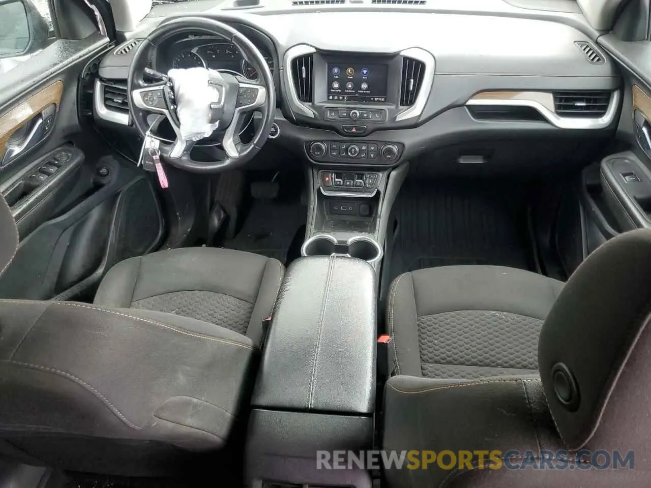 8 Photograph of a damaged car 3GKALMEV7ML362606 GMC TERRAIN 2021