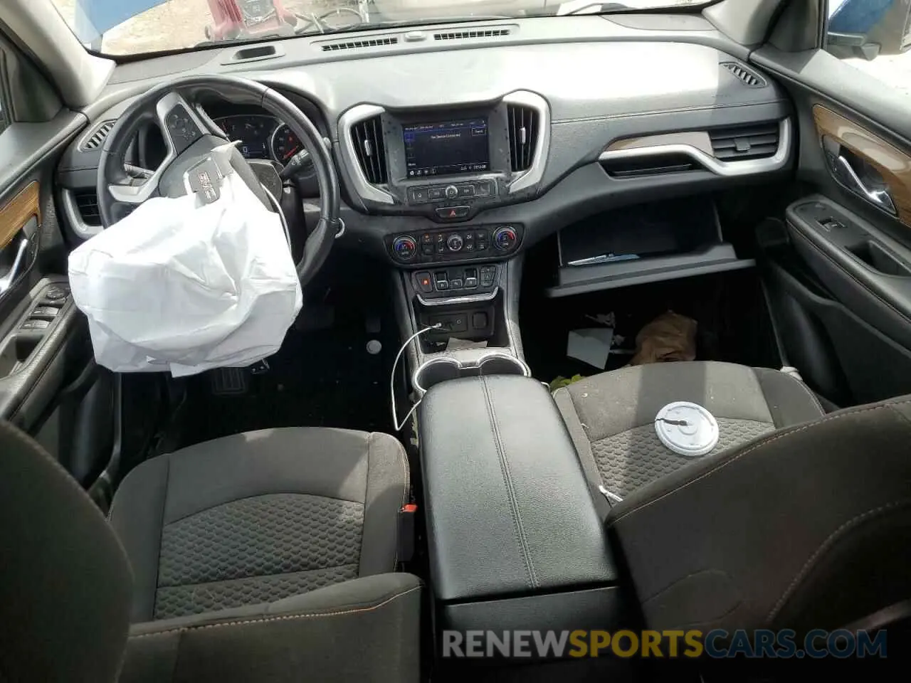 8 Photograph of a damaged car 3GKALMEV7ML382158 GMC TERRAIN 2021