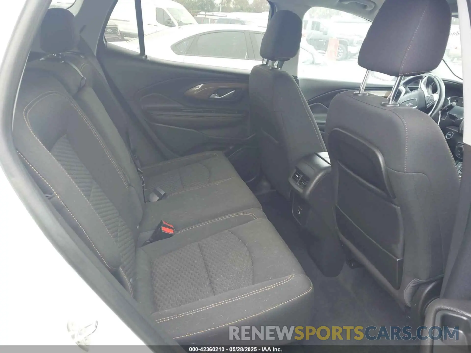 8 Photograph of a damaged car 3GKALMEV7ML386100 GMC TERRAIN 2021