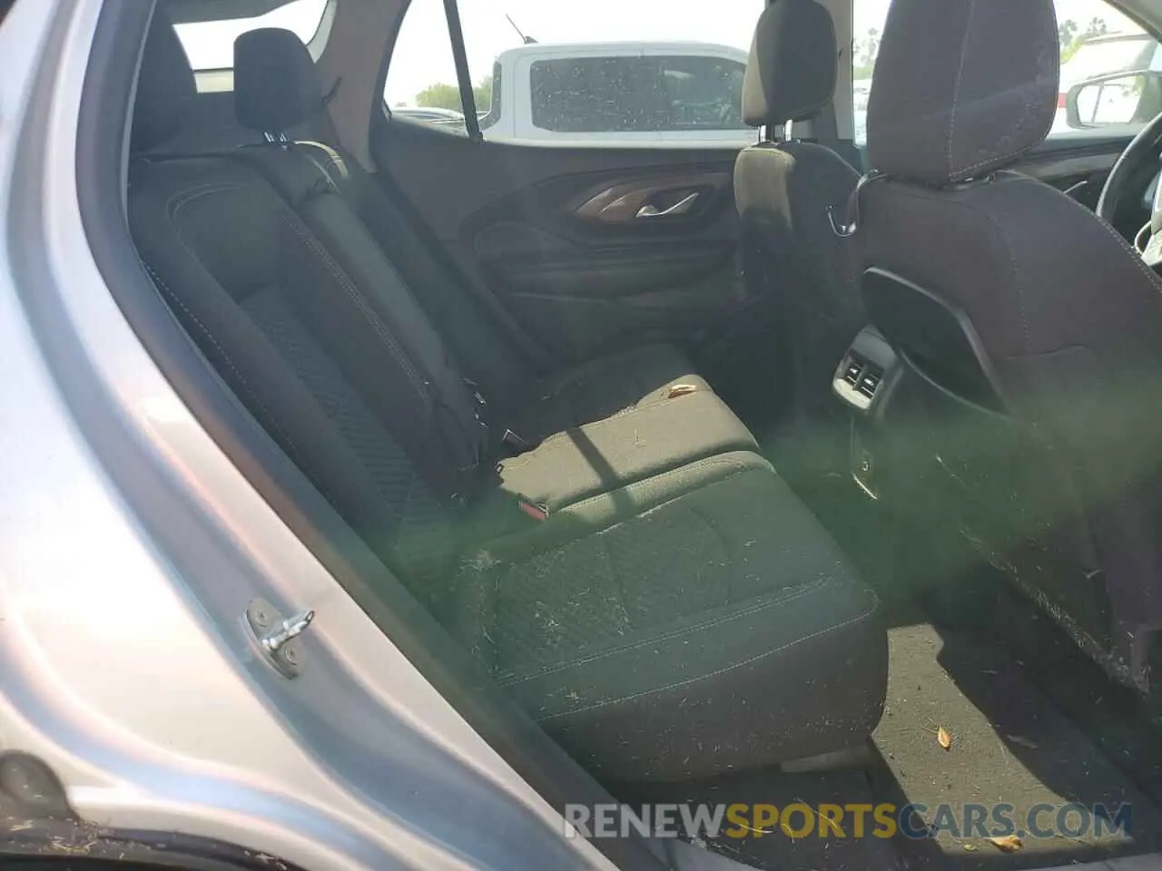 11 Photograph of a damaged car 3GKALMEV8ML369564 GMC TERRAIN 2021