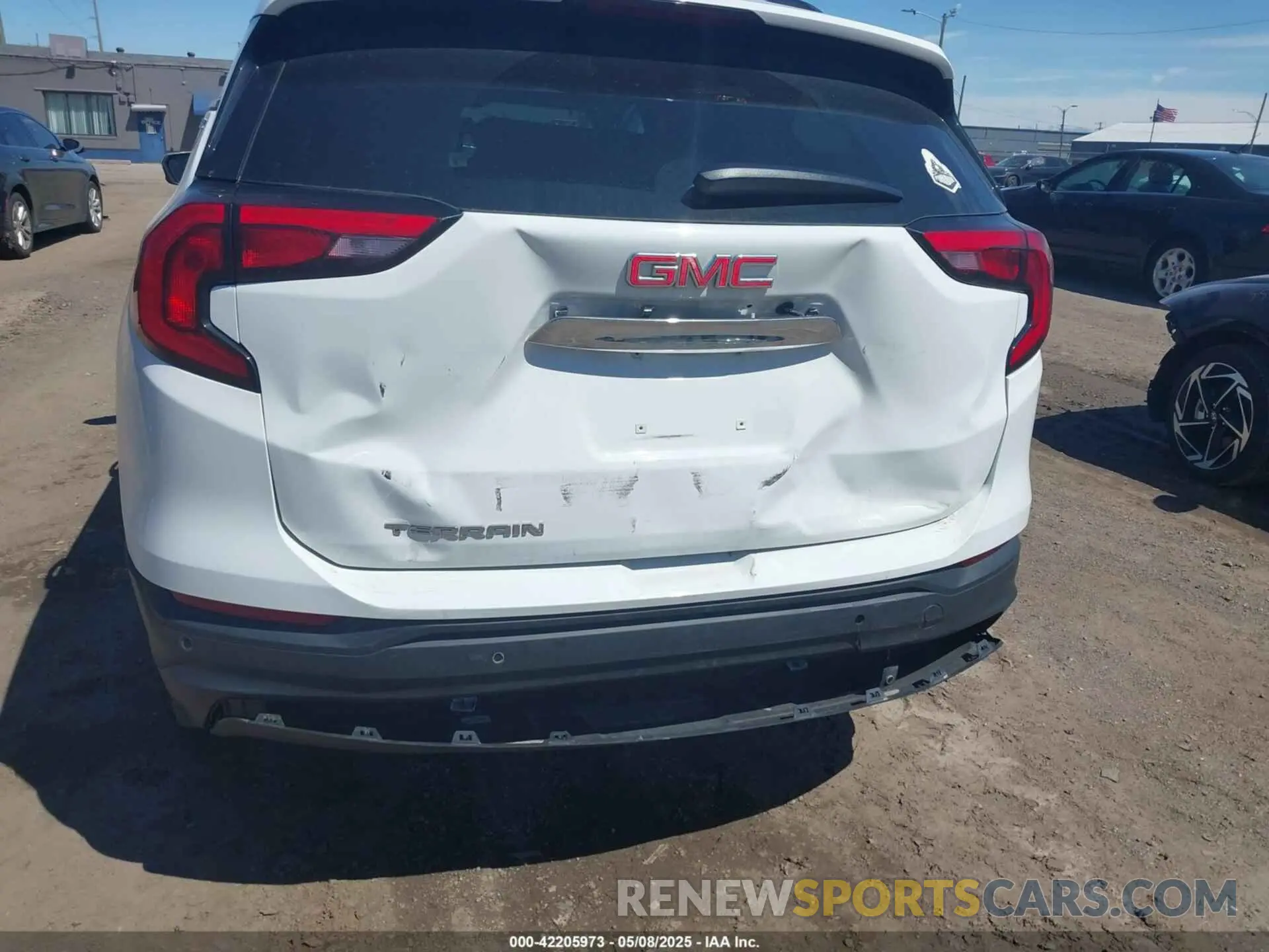 6 Photograph of a damaged car 3GKALMEV8ML372366 GMC TERRAIN 2021