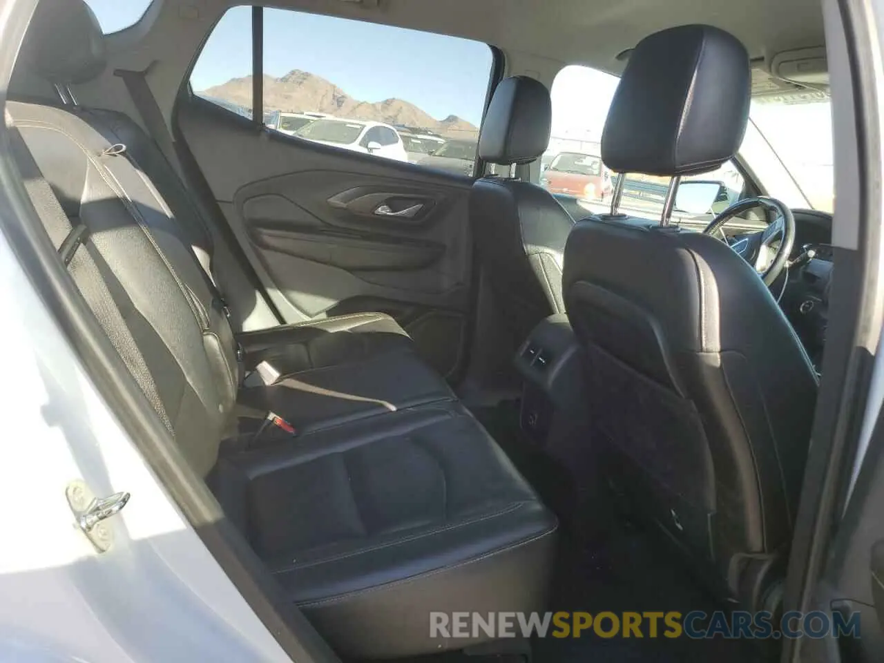 12 Photograph of a damaged car 3GKALPEV0ML317086 GMC TERRAIN 2021
