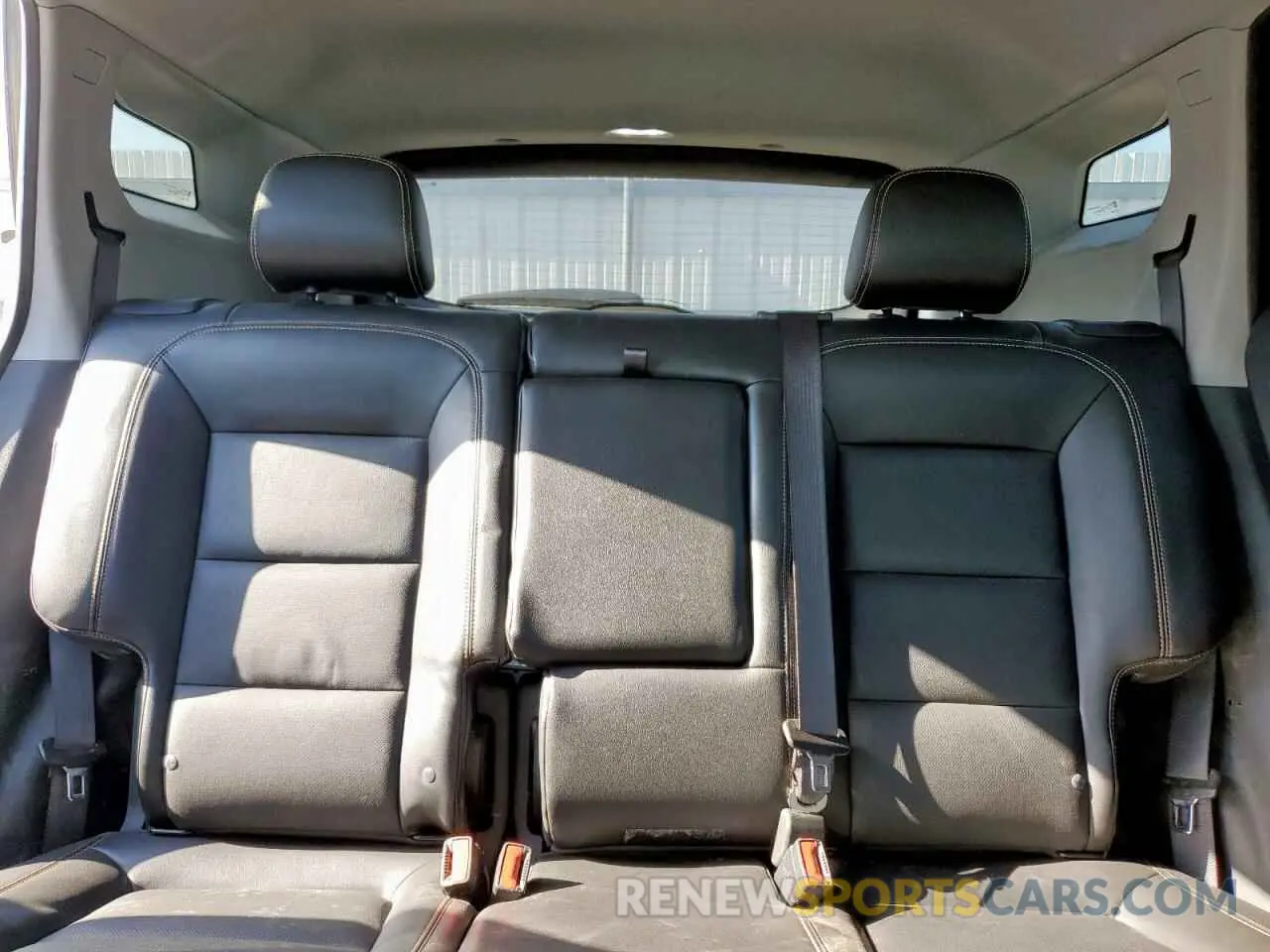 10 Photograph of a damaged car 3GKALPEV0ML384335 GMC TERRAIN 2021