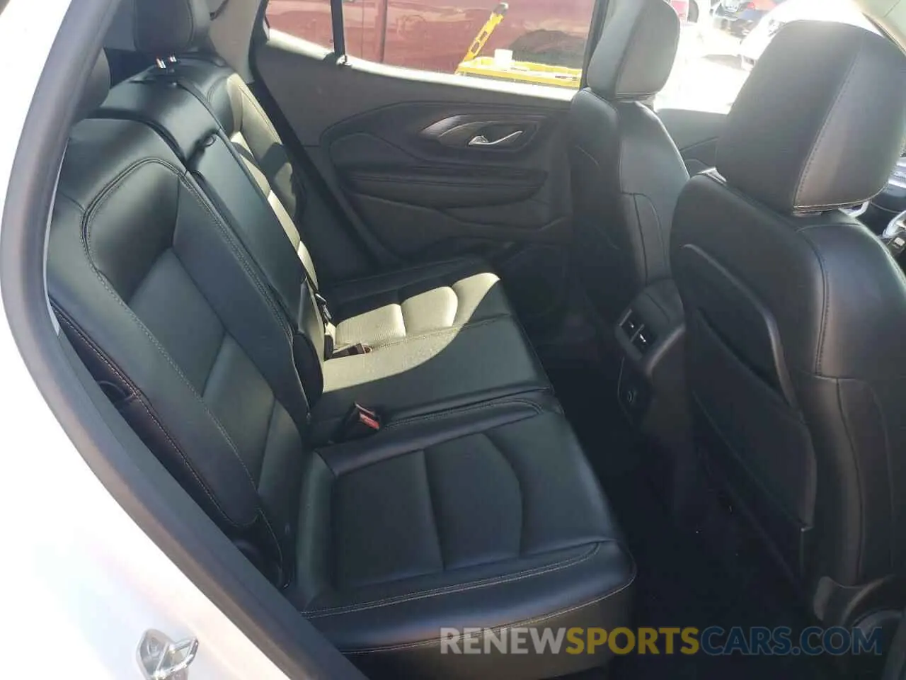 11 Photograph of a damaged car 3GKALPEV1ML325729 GMC TERRAIN 2021