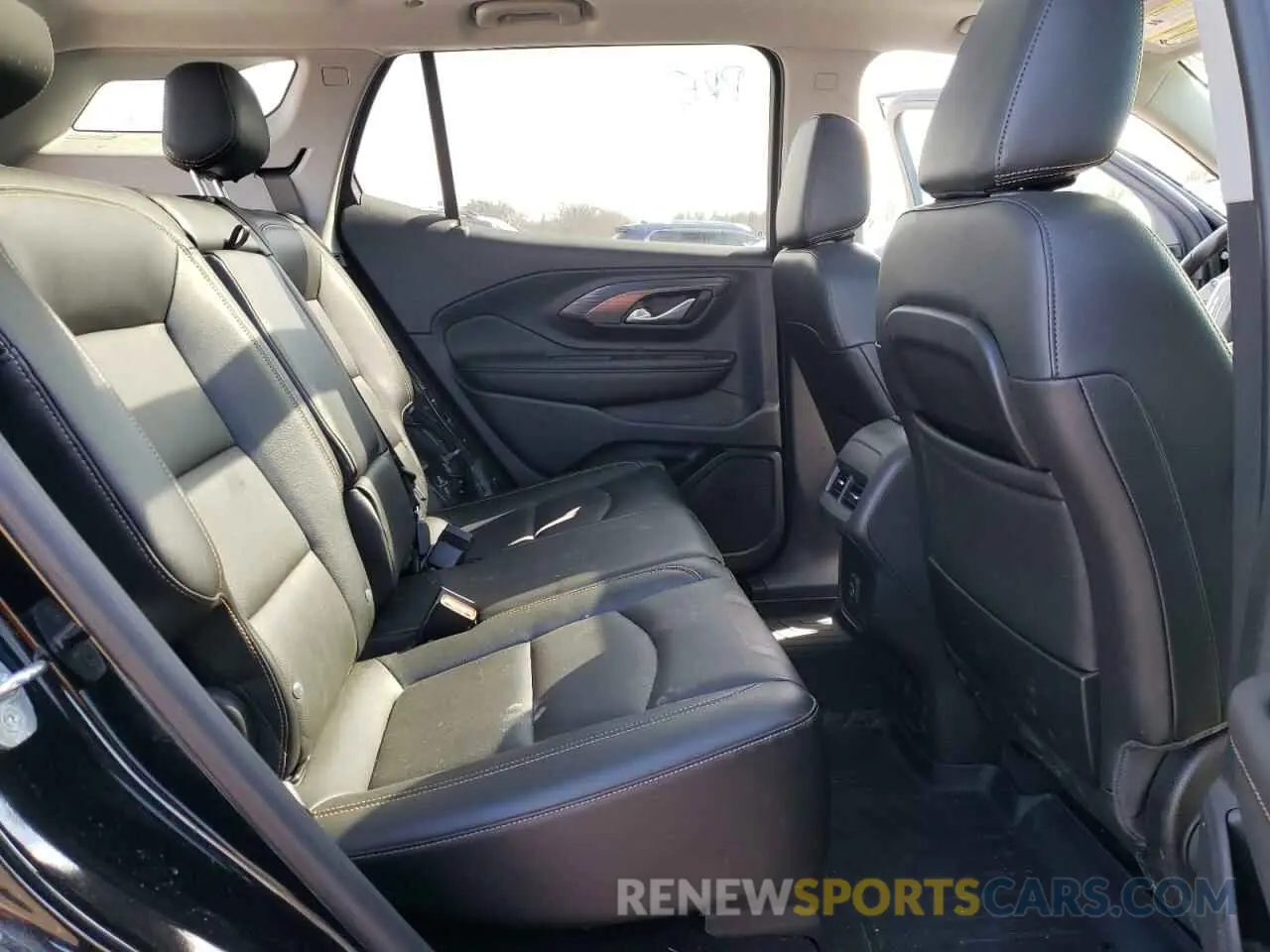 11 Photograph of a damaged car 3GKALPEV1ML387227 GMC TERRAIN 2021