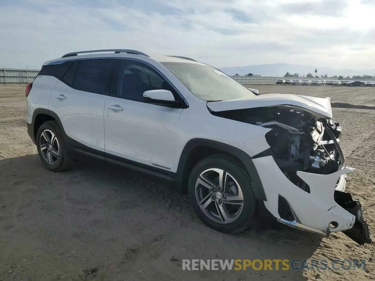 4 Photograph of a damaged car 3GKALPEV1ML391973 GMC TERRAIN 2021