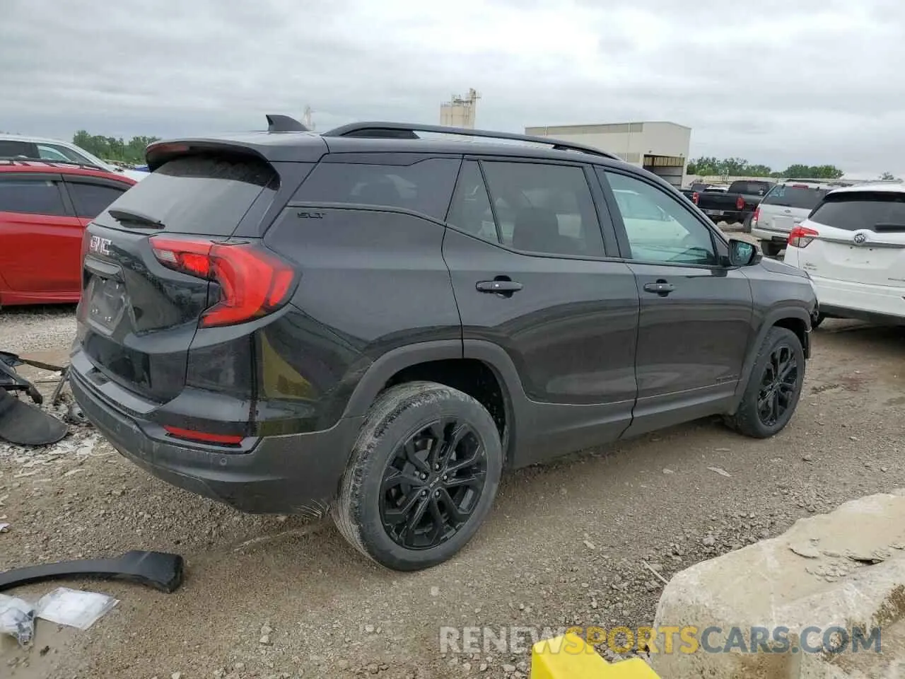 3 Photograph of a damaged car 3GKALPEV2ML325402 GMC TERRAIN 2021