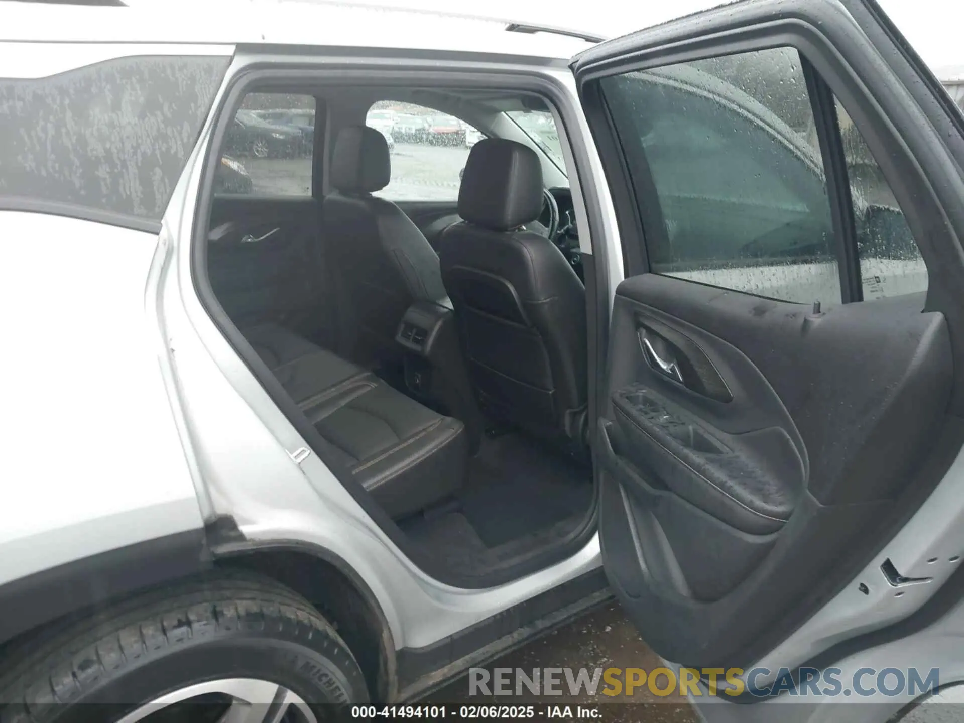 8 Photograph of a damaged car 3GKALPEV3ML398696 GMC TERRAIN 2021