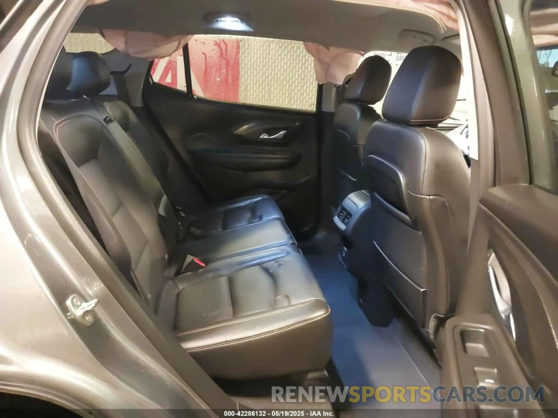 8 Photograph of a damaged car 3GKALPEV5ML337611 GMC TERRAIN 2021