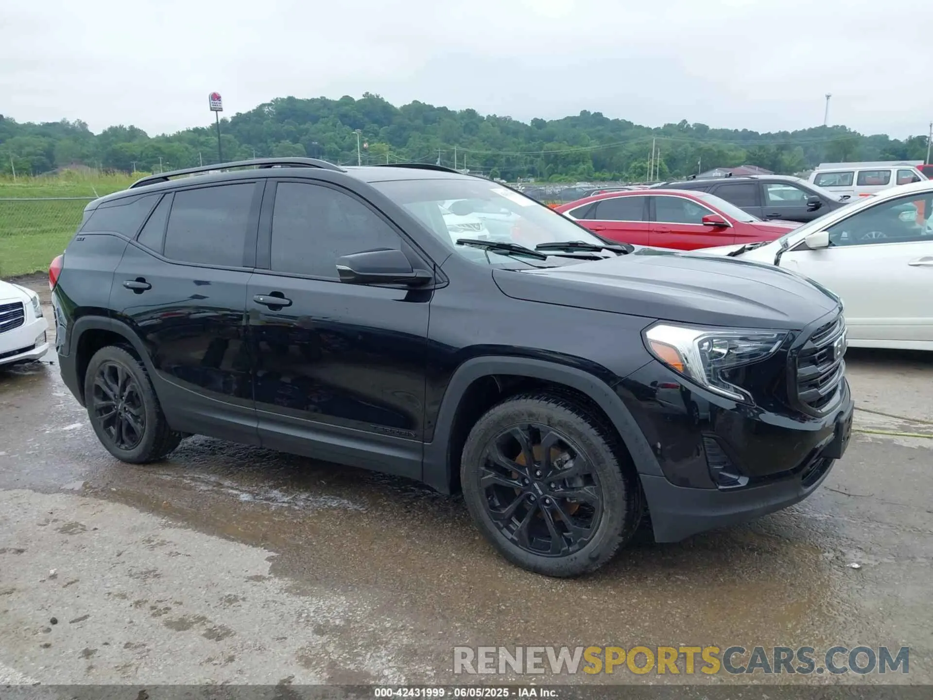 13 Photograph of a damaged car 3GKALPEV5ML354781 GMC TERRAIN 2021