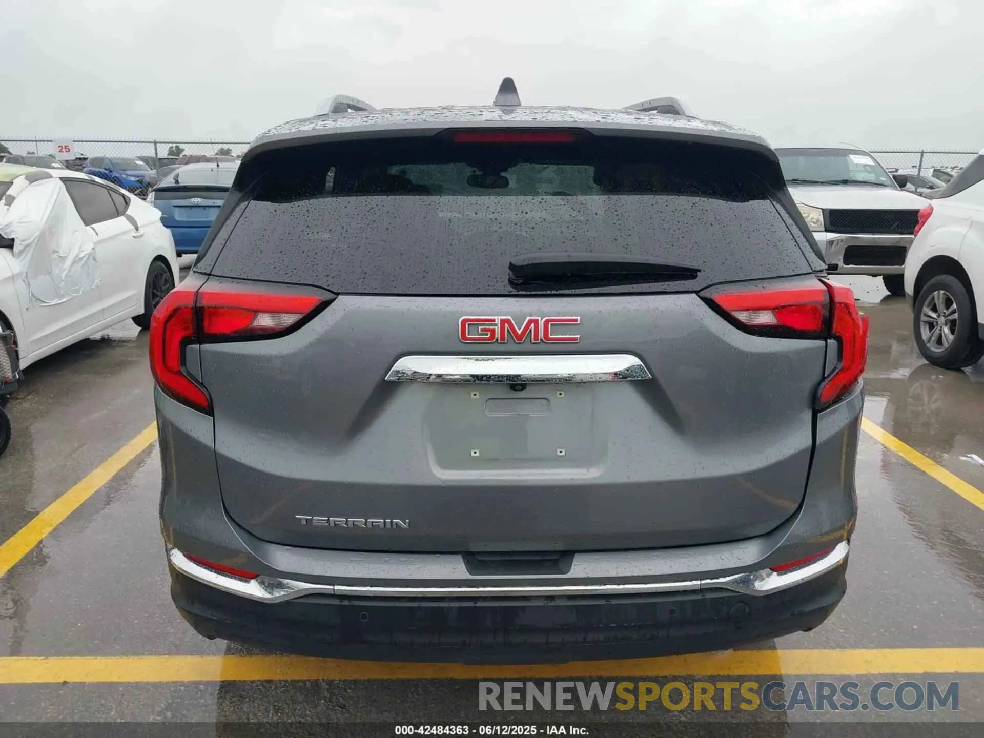 16 Photograph of a damaged car 3GKALPEV5ML376313 GMC TERRAIN 2021