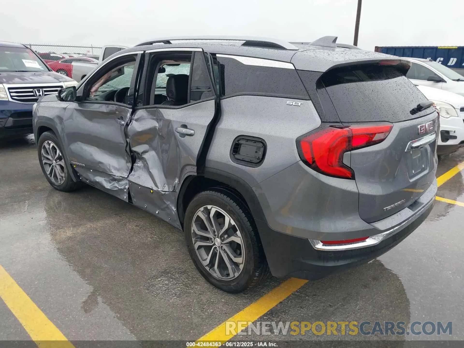 3 Photograph of a damaged car 3GKALPEV5ML376313 GMC TERRAIN 2021