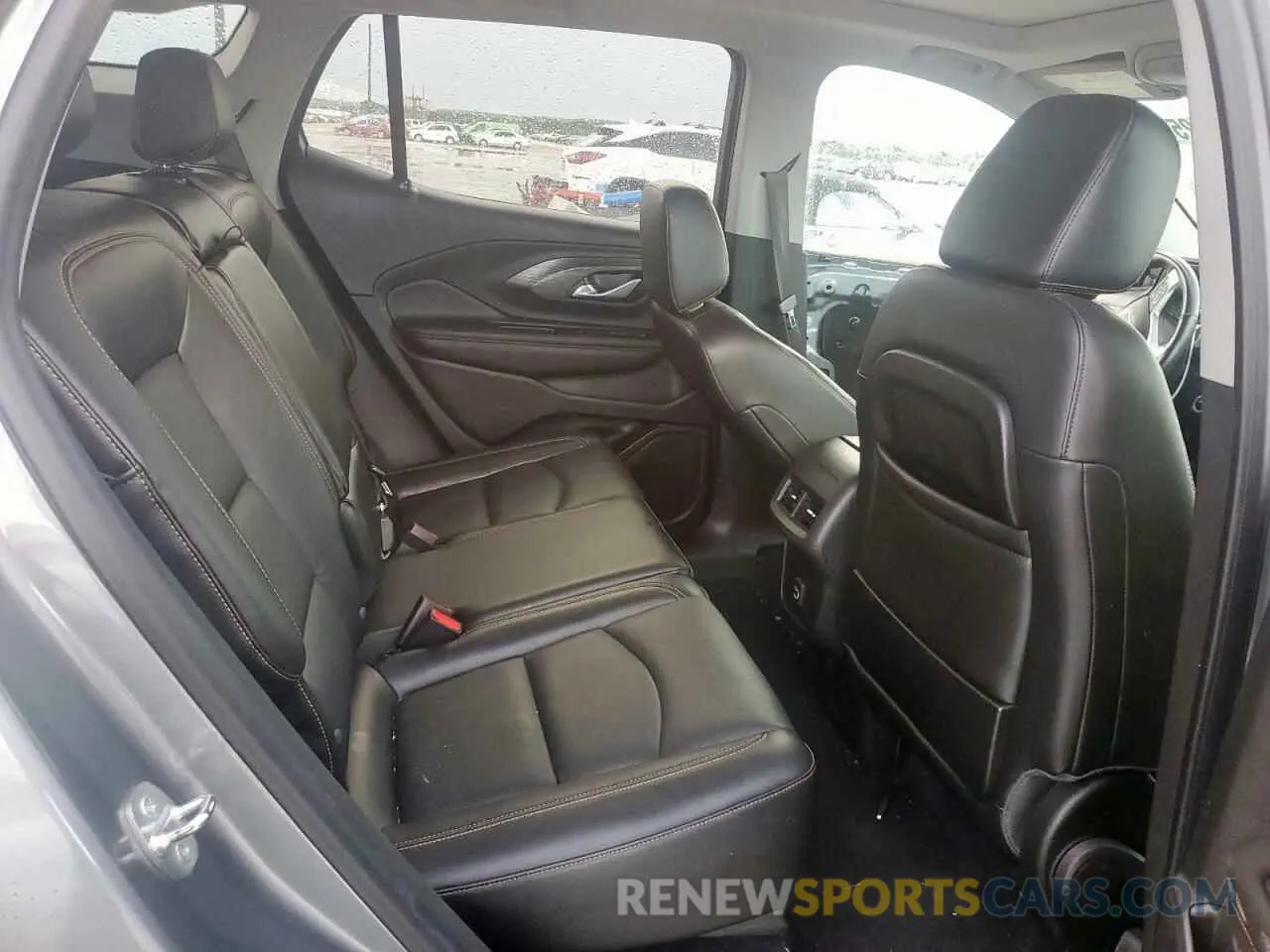 11 Photograph of a damaged car 3GKALPEV5ML383245 GMC TERRAIN 2021