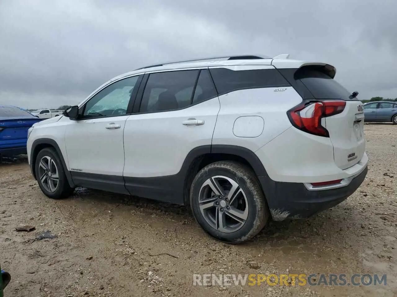 2 Photograph of a damaged car 3GKALPEV7ML335844 GMC TERRAIN 2021