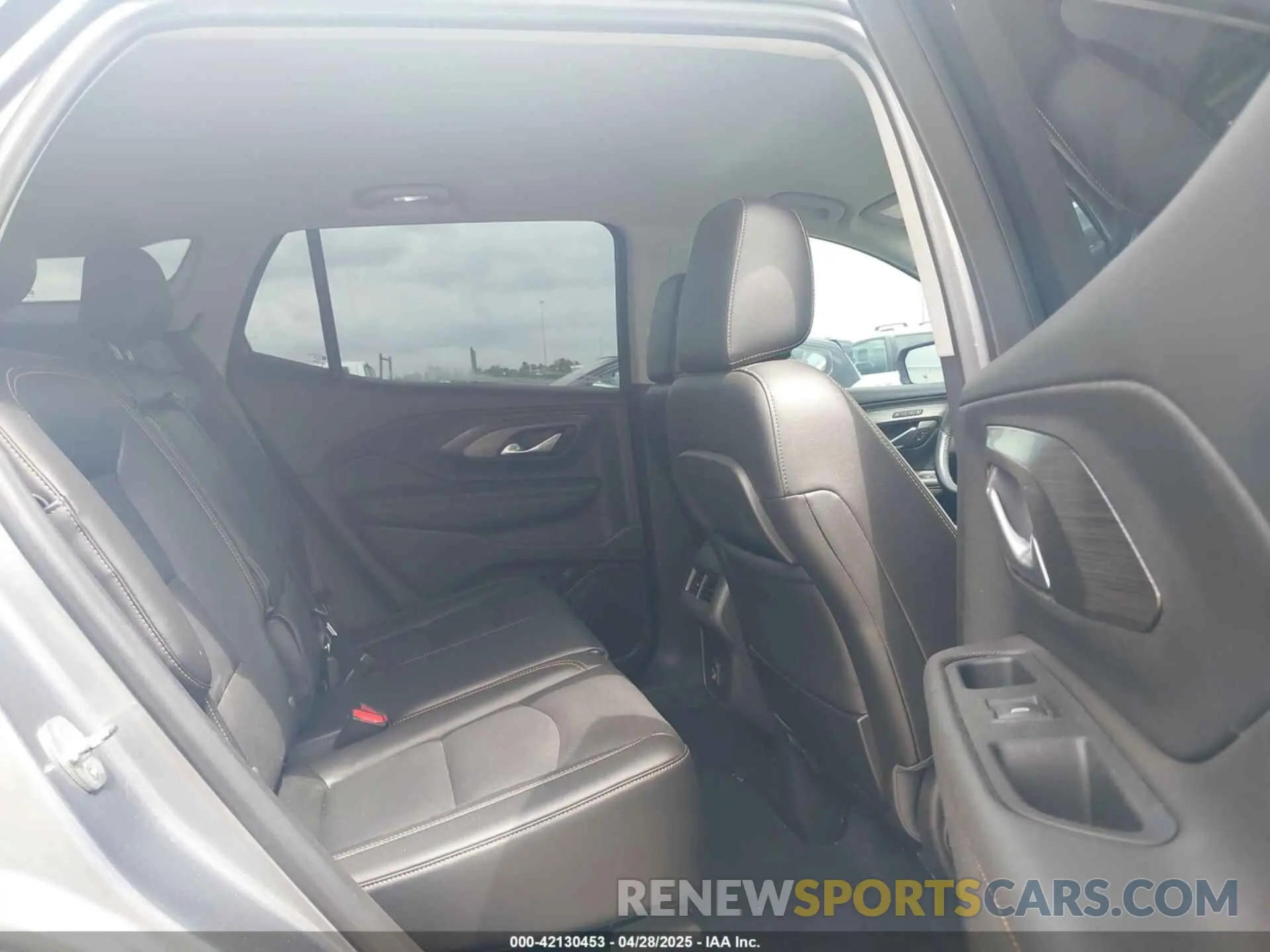 8 Photograph of a damaged car 3GKALPEV8ML379948 GMC TERRAIN 2021