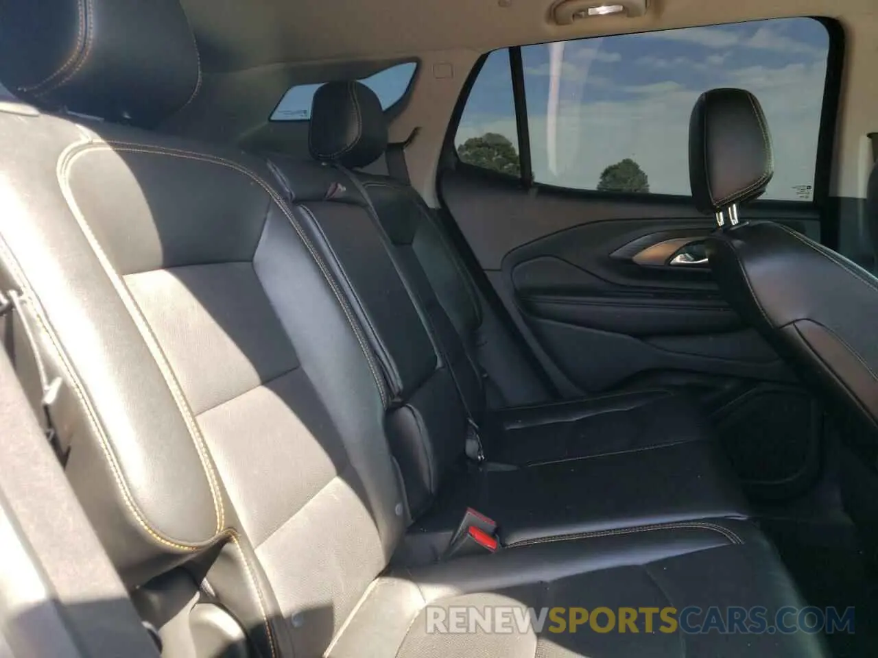 11 Photograph of a damaged car 3GKALPEV9ML314400 GMC TERRAIN 2021