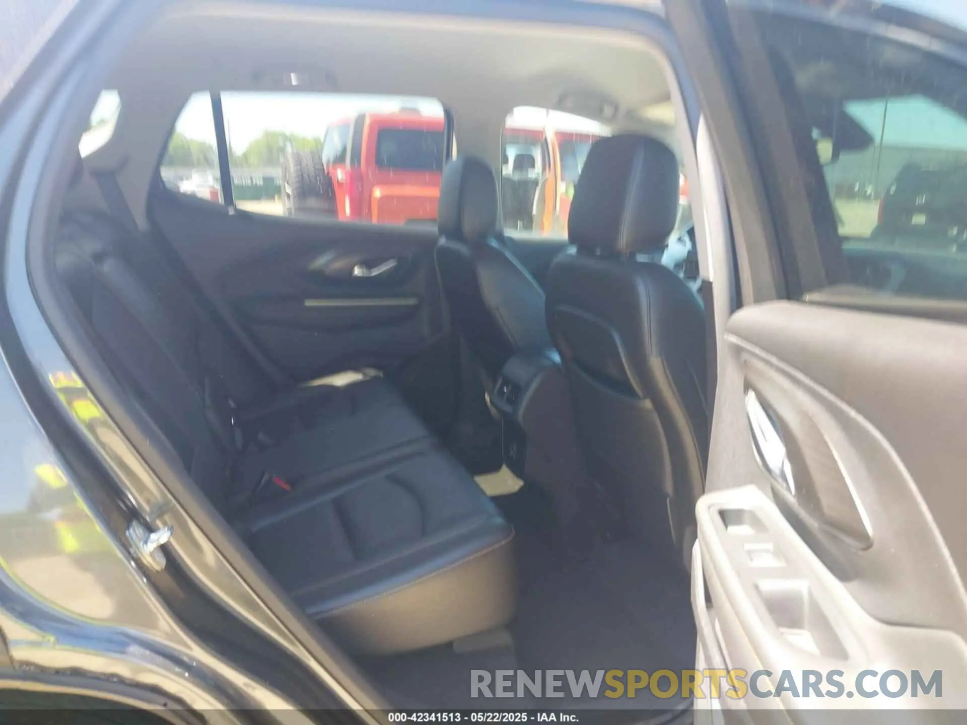 8 Photograph of a damaged car 3GKALPEV9ML333500 GMC TERRAIN 2021