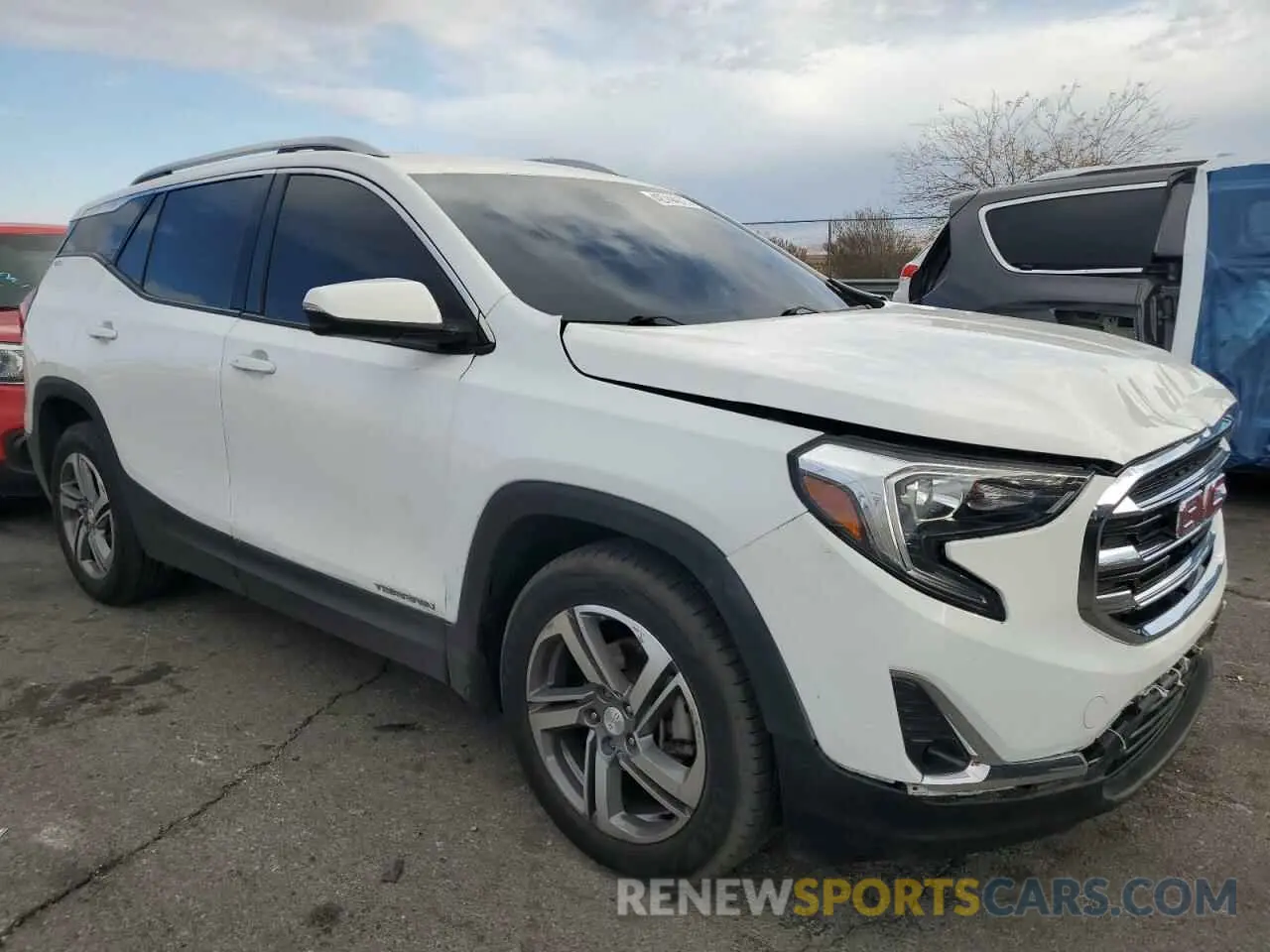 4 Photograph of a damaged car 3GKALPEVXML303941 GMC TERRAIN 2021