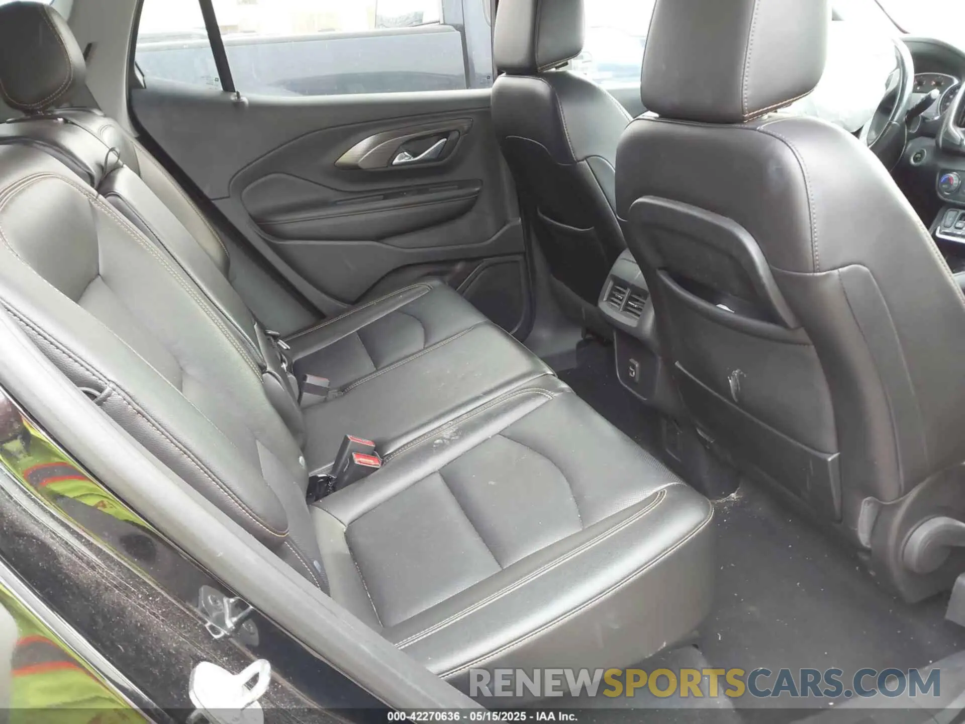 8 Photograph of a damaged car 3GKALPEVXML376677 GMC TERRAIN 2021