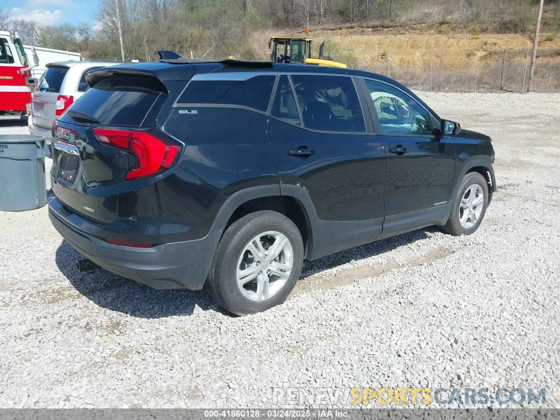 4 Photograph of a damaged car 3GKALTEV2ML390615 GMC TERRAIN 2021