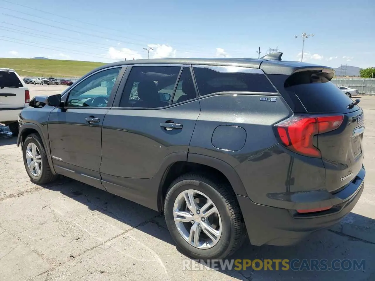 2 Photograph of a damaged car 3GKALTEV8ML358946 GMC TERRAIN 2021