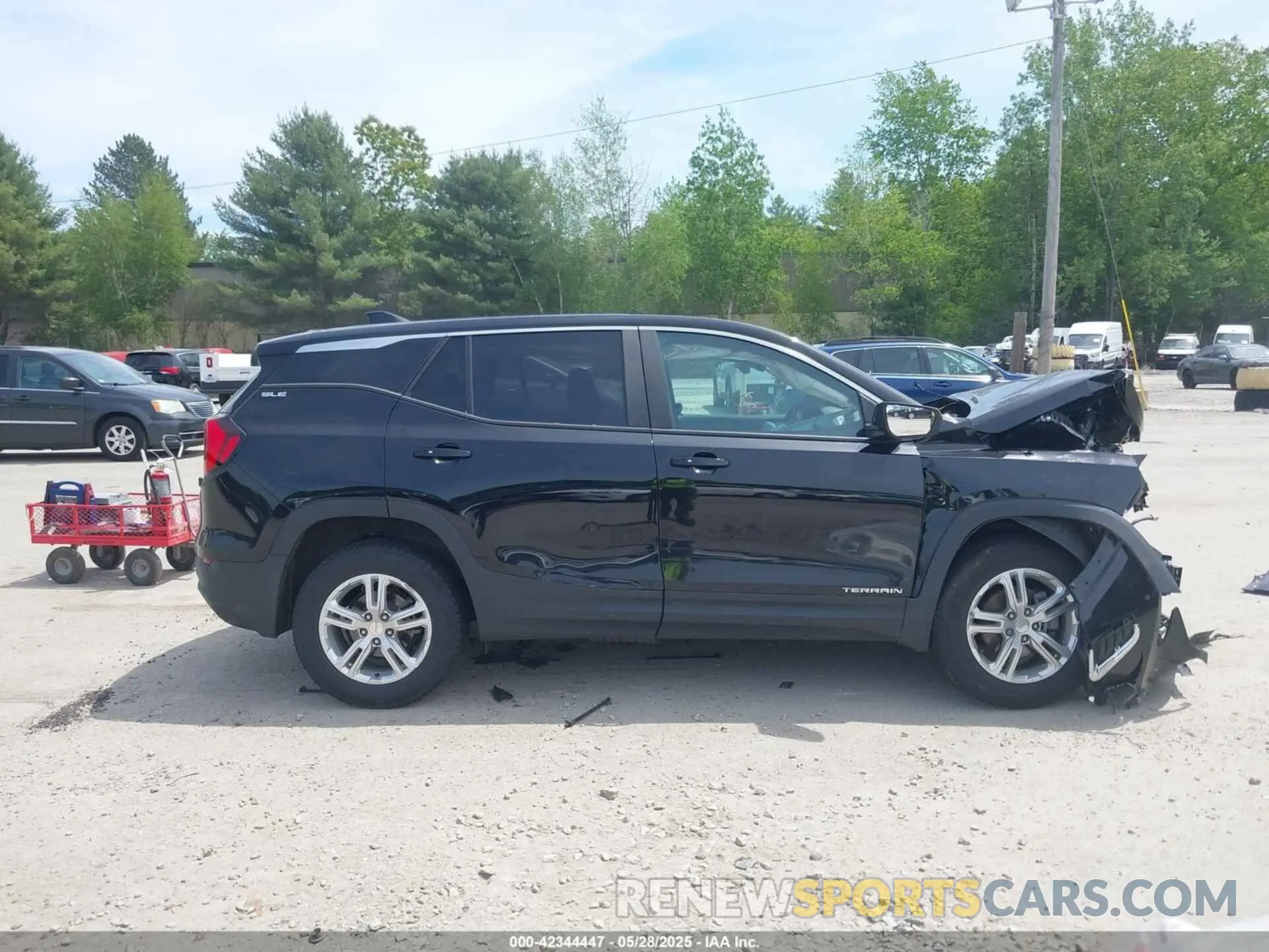 14 Photograph of a damaged car 3GKALTEV9ML322182 GMC TERRAIN 2021