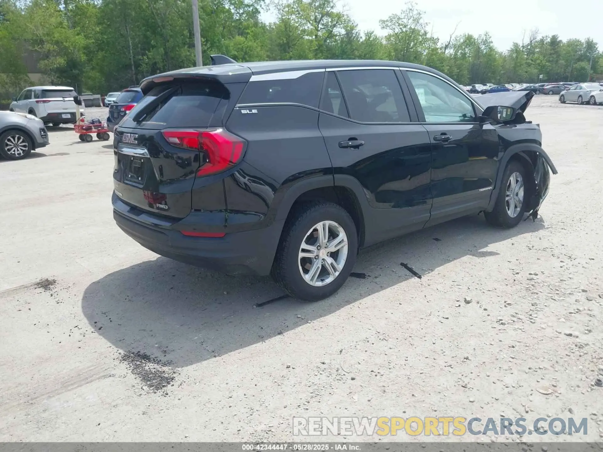 4 Photograph of a damaged car 3GKALTEV9ML322182 GMC TERRAIN 2021