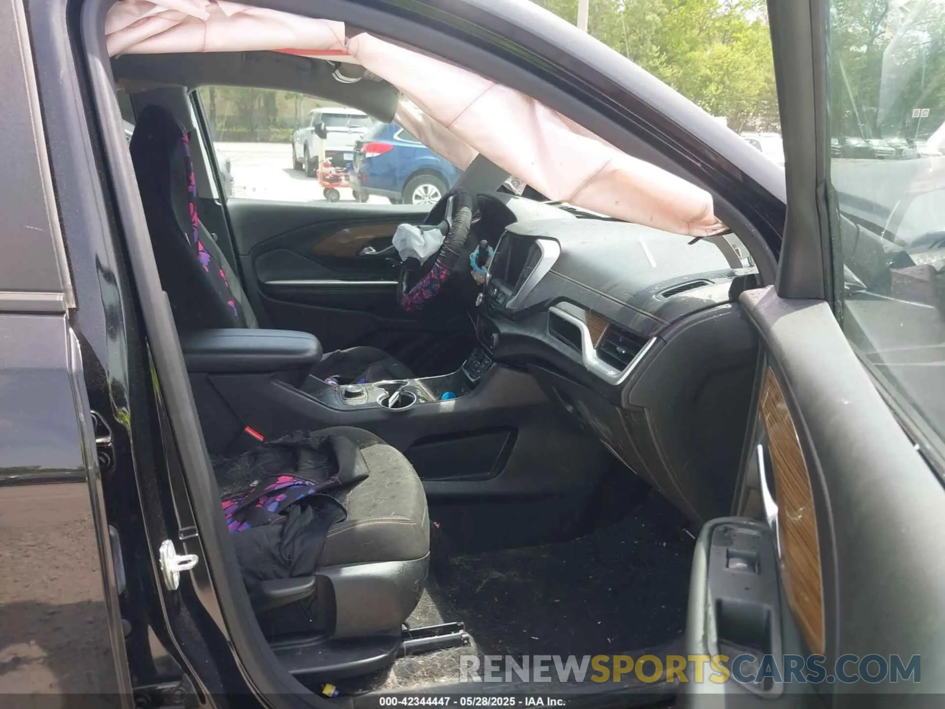 5 Photograph of a damaged car 3GKALTEV9ML322182 GMC TERRAIN 2021