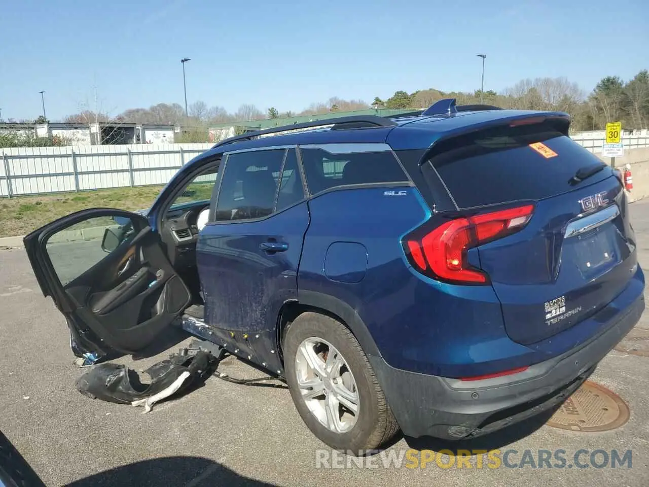 2 Photograph of a damaged car 3GKALTEV9ML357935 GMC TERRAIN 2021